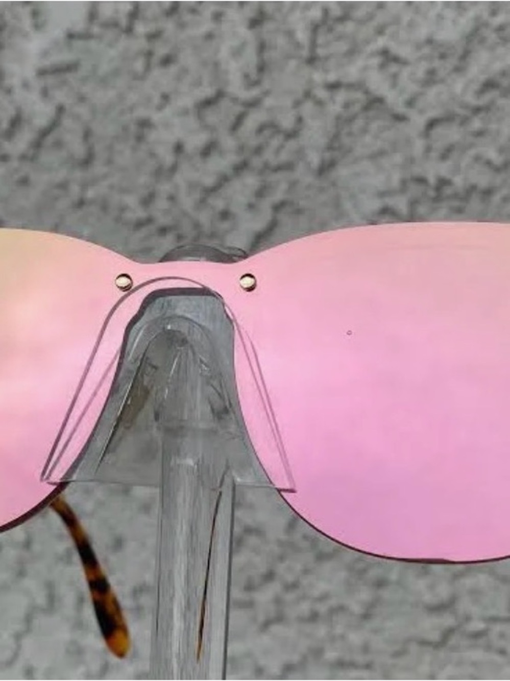 Ray-Ban Rose Gold Frame with Pink Gradient Lenses Women's Sunglasses - Picture 4 of 4